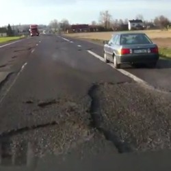 potholes poland